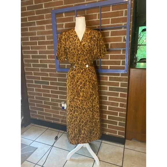 Stunning Vintage 70s Cheetah Print Dress 100% Silk by Robbie Bee - Picture 4 of 11